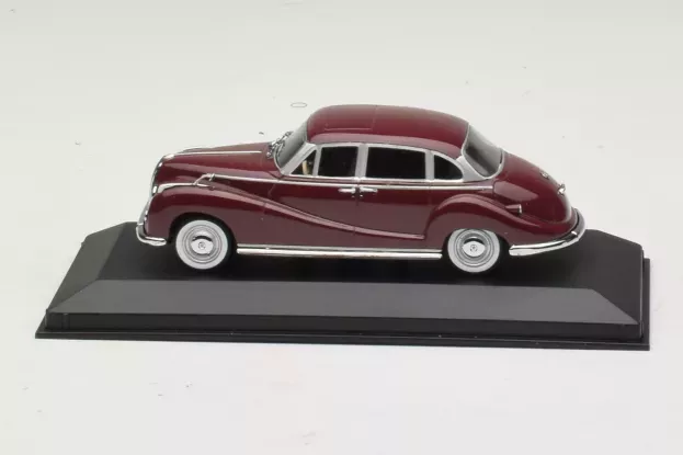 Minichamps Bmw 502 V8 Limousine 1954 1:43 430022402